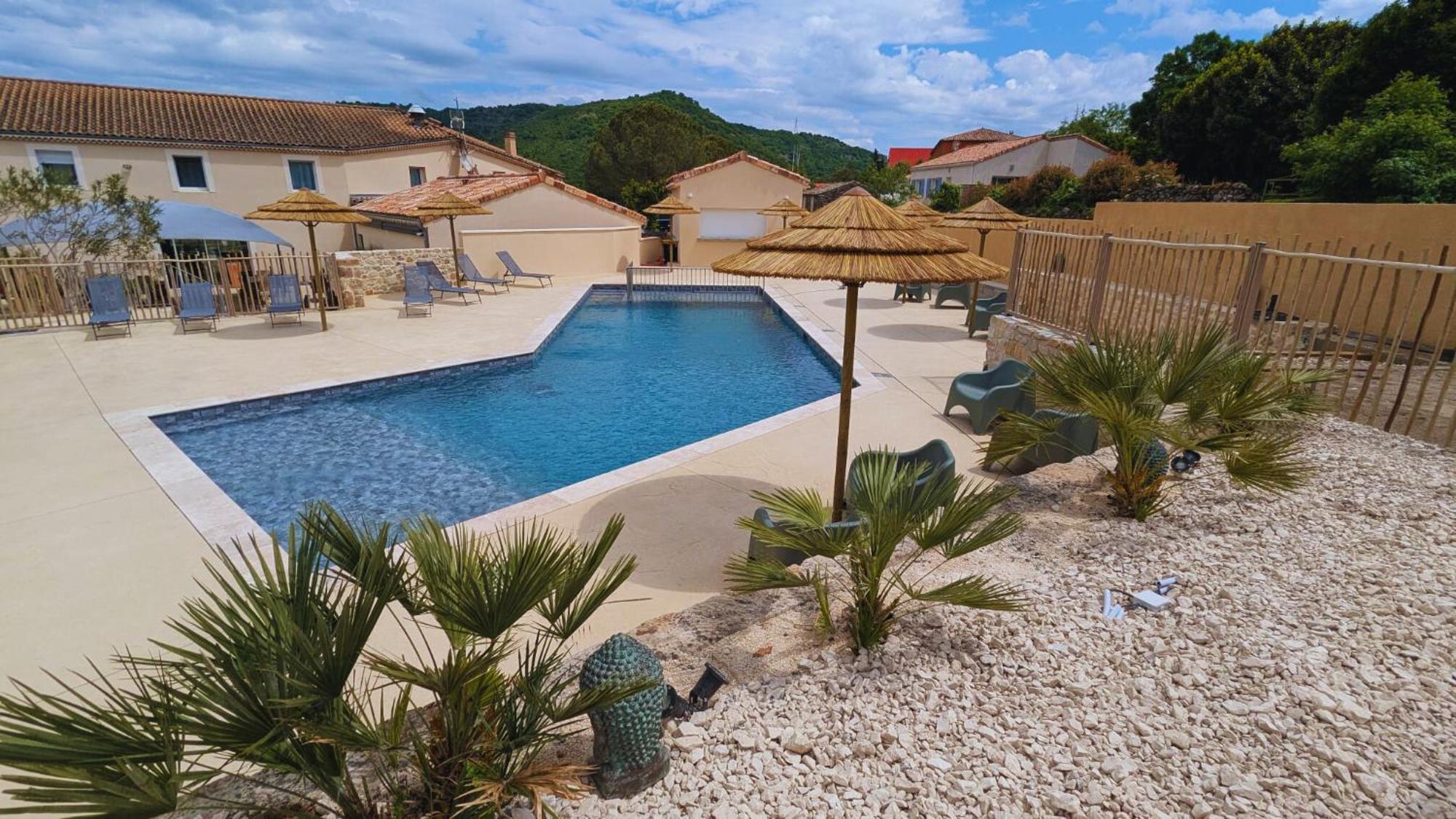 Hotel Restaurant Les Chataigniers بريفاس المظهر الخارجي الصورة
